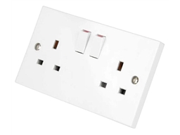 2 GANG 13 AMP SWITCHED SOCKET PK5